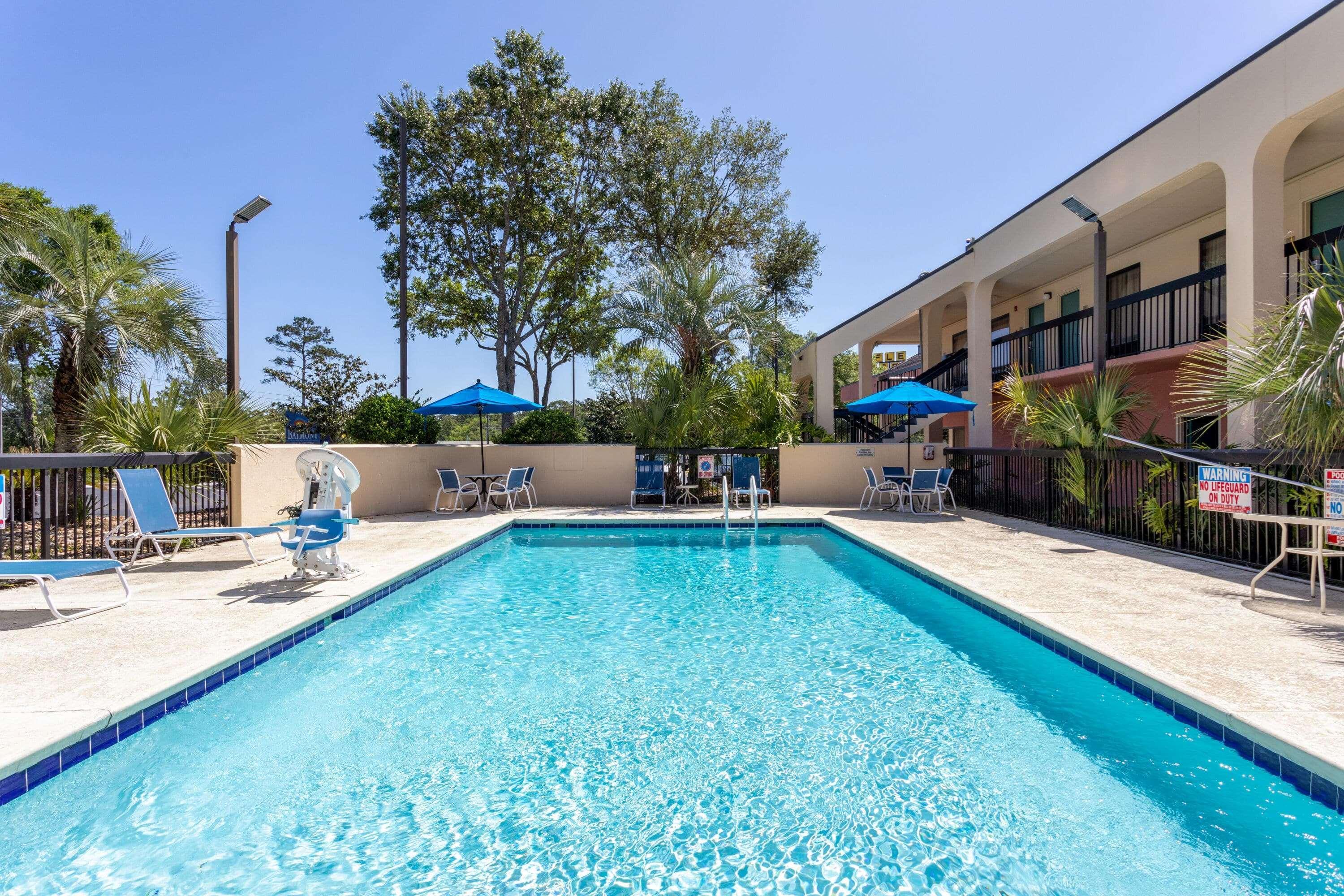 Baymont By Wyndham Tallahassee Kültér fotó